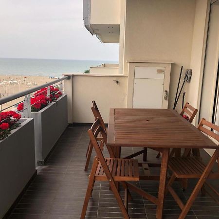 Brezza Da Mare Daire Rimini Dış mekan fotoğraf
