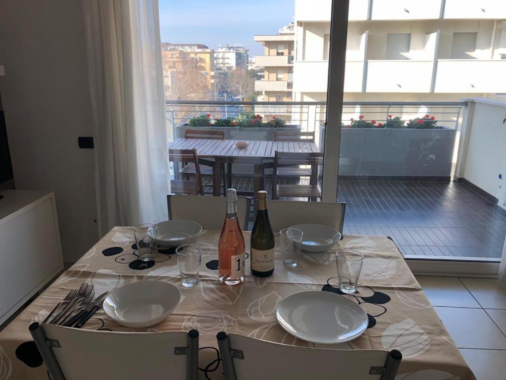 Brezza Da Mare Daire Rimini Dış mekan fotoğraf