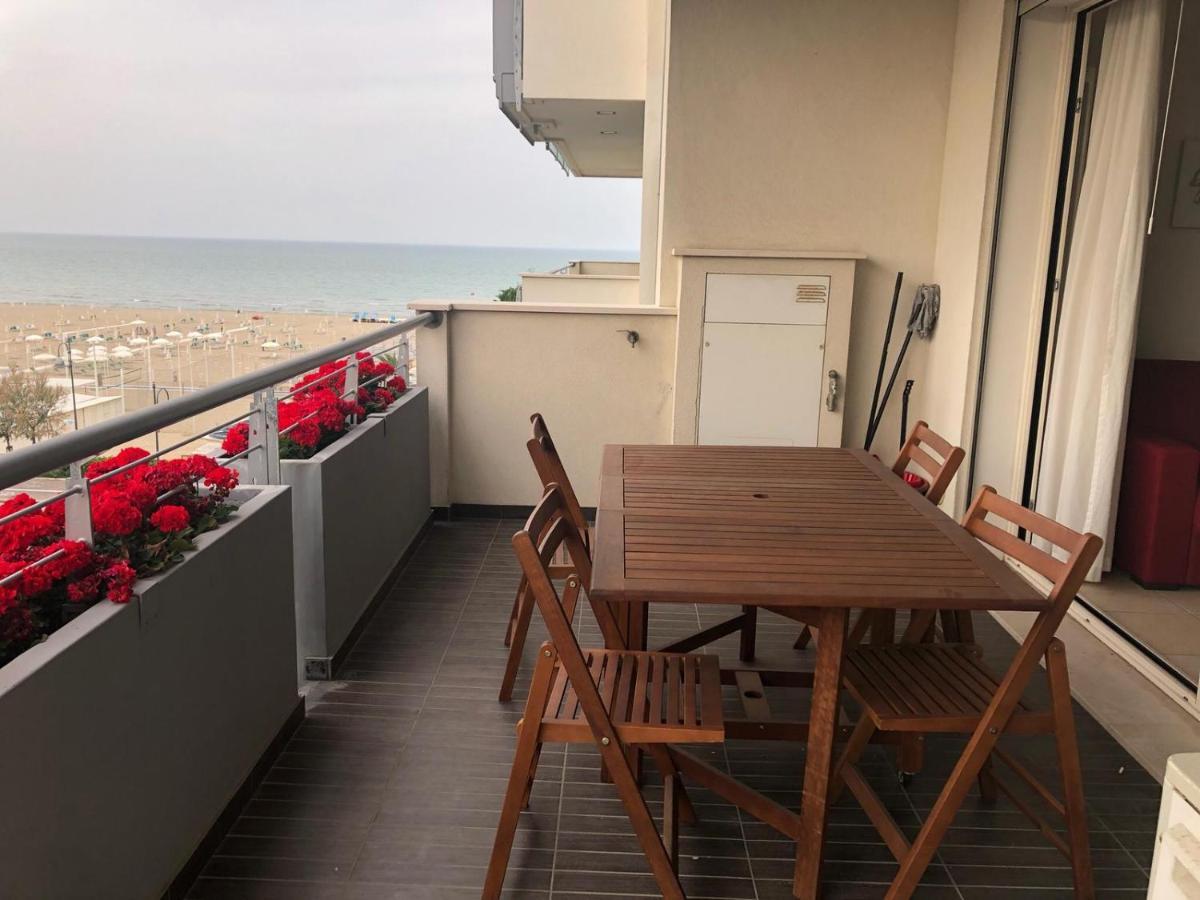 Brezza Da Mare Daire Rimini Dış mekan fotoğraf